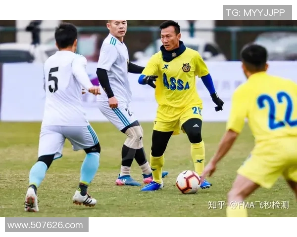 香港足球明星队全体球员展现团结拼搏精神助力足球事业发展